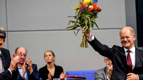 Cine este Olaf Scholz, noul câștigător al alegerilor parlamentare din Germania. A organizat un referendum, pe când era primar, legat de o temă sportivă | SPECIAL