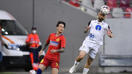 Dennis Man, nervos după ce a fost primul schimbat în meciul FCSB - Gaz Metan. „10 milioane pentru 10 secunde? Nu a avut chef!” | VIDEO