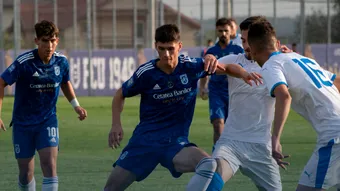 Primul ”Derby de Craiova” al sezonului s-a jucat la nivel de ”sateliţi”. Cele trei goluri ale meciului din Liga 3 au fost marcate în decurs de 3 minute