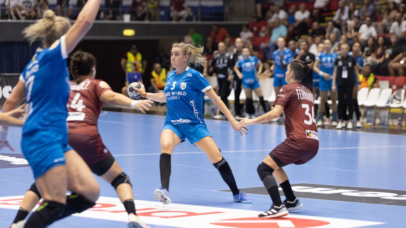 CSM București și-a luat revanșa! Victorie mare cu Rapid și echipa lui Adi Vasile a cucerit Supercupa României. Accidentare gravă în Sala Polivalentă