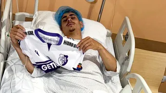 Căpitanul Tofan, marele absent al Argeșului de la sărbătoarea promovării în prima ligă! A fost operat chiar în timp ce coechipierii săi erau pe teren contra Reșiței: ”Întreba constant cât e scorul!”