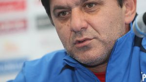 Lăcătuș: "Important e că vom juca în Ligă"