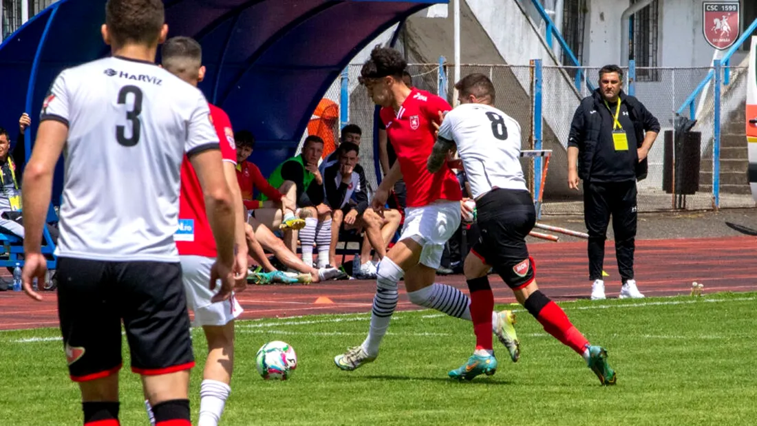 Șelimbărul a cedat în meciul pentru locul 1 din play-out cu FK Miercurea Ciuc. Claudiu Niculescu: ”Sunt dezamăgit. Noi am fost cei cu ocaziile, ei, cu golurile”