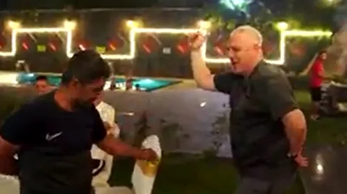 Imagini incendiare cu Marius Șumudică! Antrenorul a dansat din buric la o petrecere organizată de Gaziantep | VIDEO