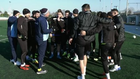 Argeşul s-a reunit cu 20 de jucători şi nicio noutate. Prepeliţă a fost printre absenţi, iar Cătălin Barbu şi-a reziliat contractul