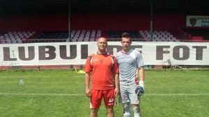 Bălgrădene, sună-ți profesorul! Ilie Botezatu e supărat că fostul să elev nu l-a mai contactat
