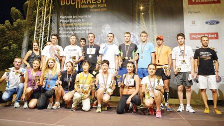 Provocarea cursei de 10 km de la ProSport Night Run: "Aleg întotdeauna cursa cea mai grea", spune omul care a ajuns în fugă la Vârful Omu