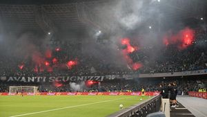 Napoli este noua campioană a Italiei. Antonio Conte e primul antrenor care câștigă Scudetto cu trei echipe diferite