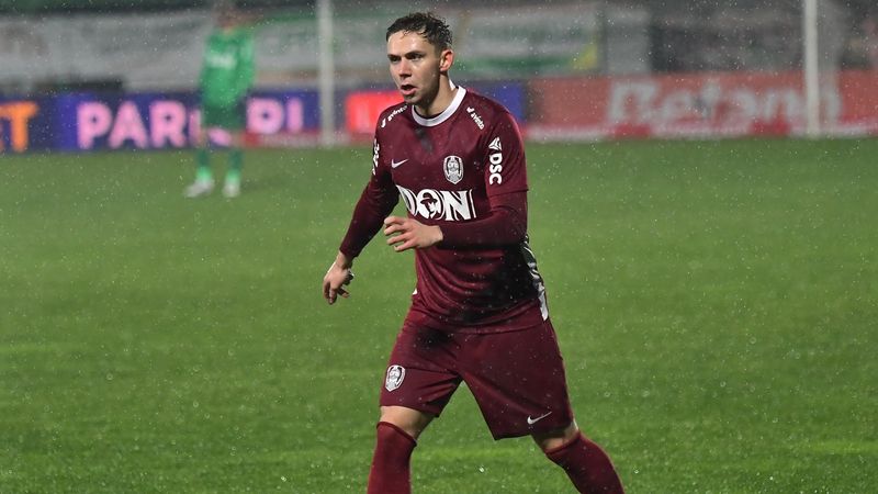 Minus 11 milioane de euro: în pragul insolvenței, CFR Cluj a anunțat oficial la cât a scăzut prețul lui Louis Munteanu! Gigi Becali deja își face calculele