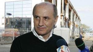 Copos: "Noul manager va trebui să taie în carne vie"