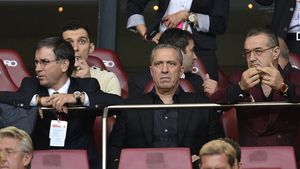 Steaua s-a recunoscut înfrântă!** EXCLUSIV Măsura disperată la care au recurs oficialii din Ghencea pentru obținerea licenței: "Am plătit! E nedrept, dar nu avem ce face!"