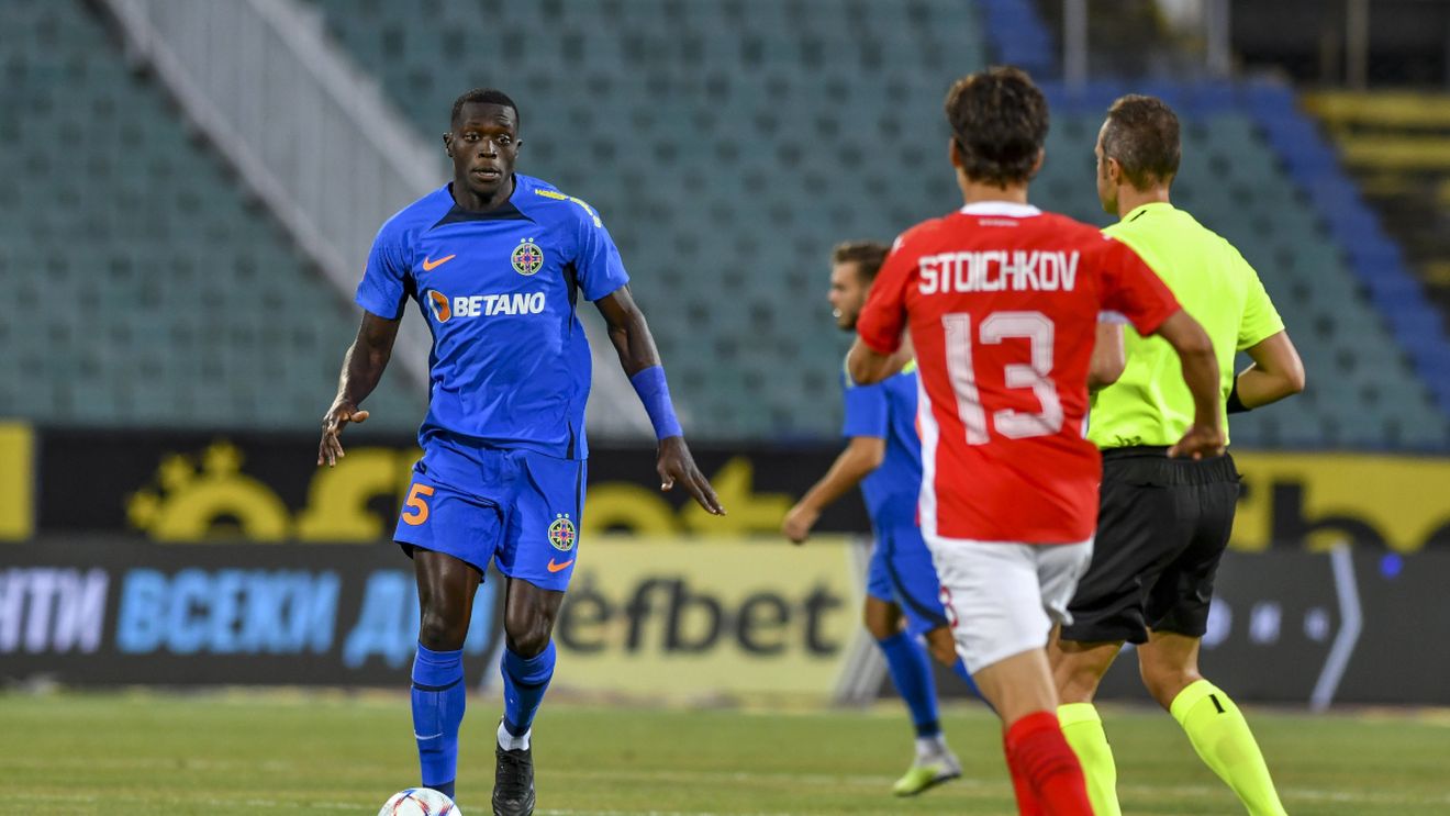 ADVERTORIAL | Patru pentru calificare. Cum ajungi la o cotă de peste 70 pe meciurile echipelor românești din Conference League