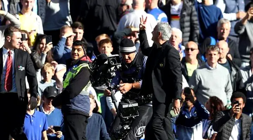 FOTO | Mourinho, la un pas de o bătaie generală! Gestul care a provocat nebunia de la finalul derby-ului Chelsea - Manchester United 2-2