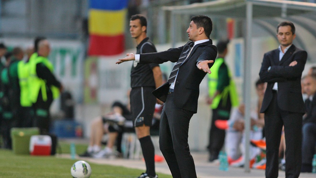 Nervi în Giulești: Lucescu și Petre, eliminați la pauză!