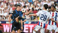 Semnal de alarmă tras de românul care a înfruntat-o pe Manchester United: „Să se ia măsuri, nu se mai poate! Superliga a devenit campionatul străinilor”. EXCLUSIV