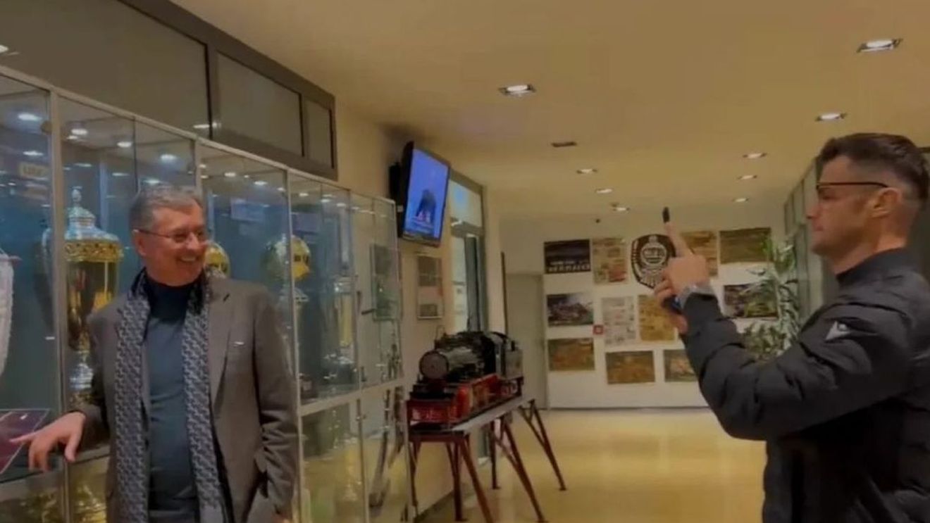 Florin Prunea îi face praf pe acționarii lui Dinamo, după ce Nicolescu l-a pozat pe Voicu alături de trofeele lui CFR Cluj!