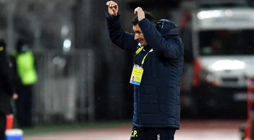 Vacanța în Liga 2 vine după restanța Ripensia - Farul. Cosmin Petruescu se amuză de declarațiile lui Ianis Zicu: ”Îl asigur că nu plecăm după fentă. Nu vom ceda la astfel de jocuri psihologice”