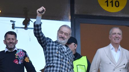 Fostul antrenor al lui Dinamo a primit oferta de la Gigi Becali pentru a fi antrenorul FCSB: „Mi-a zis să mă urc în avion și să vin”