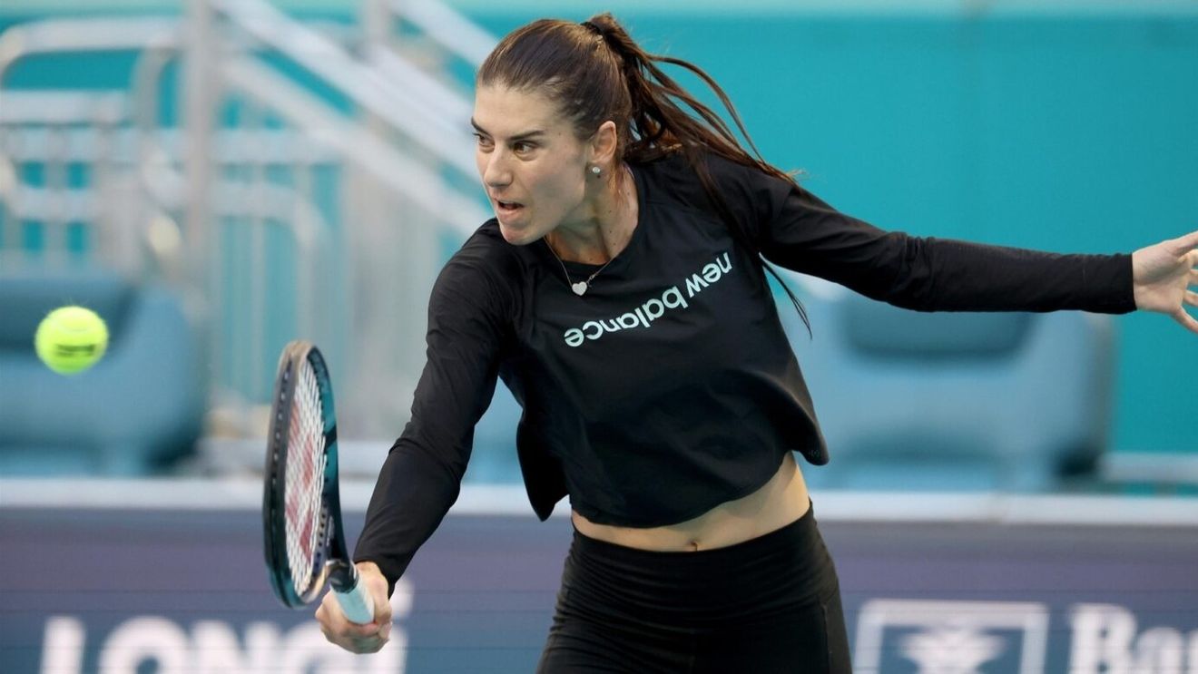 Sorana Cîrstea, eliminată din primul tur la turneul vândut de "socrul" Ion Țiriac