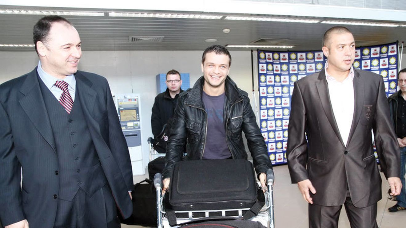 JoJo înghite în sec de Paște