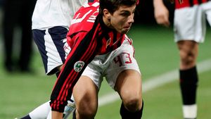 S. Radu, integralist