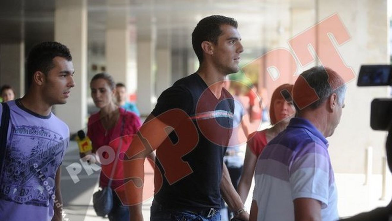 Bourceanu a bătut palma cu Becali, dar se poate DOAR antrena sub comanda lui Levi!** "Gladiatorul" și Nikolic, blocați de ANAF! Vezi cum pot fi legitimați