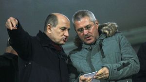 Copos e acuzat de bluf!** Nae Manea e convins că "Berlusconi din Giulești" nu va renunța la echipă: "E dependent de Rapid"