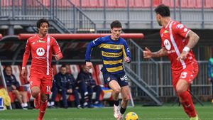 Dennis Man, cel mai slab fotbalist al lui Cristi Chivu în Monza - Parma 1-1. Ce notă a primit românul