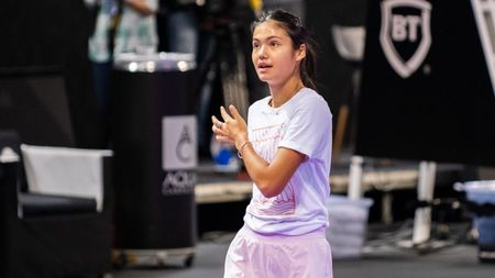 Decizia luată de Emma Răducanu după ce a fost atacată de antrenorul de rugby al Angliei! Britanica de origine română a refuzat o invitație specială