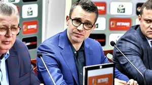 Vrea să fie noul președinte al LPF și atacă FRF: „Comunism!”