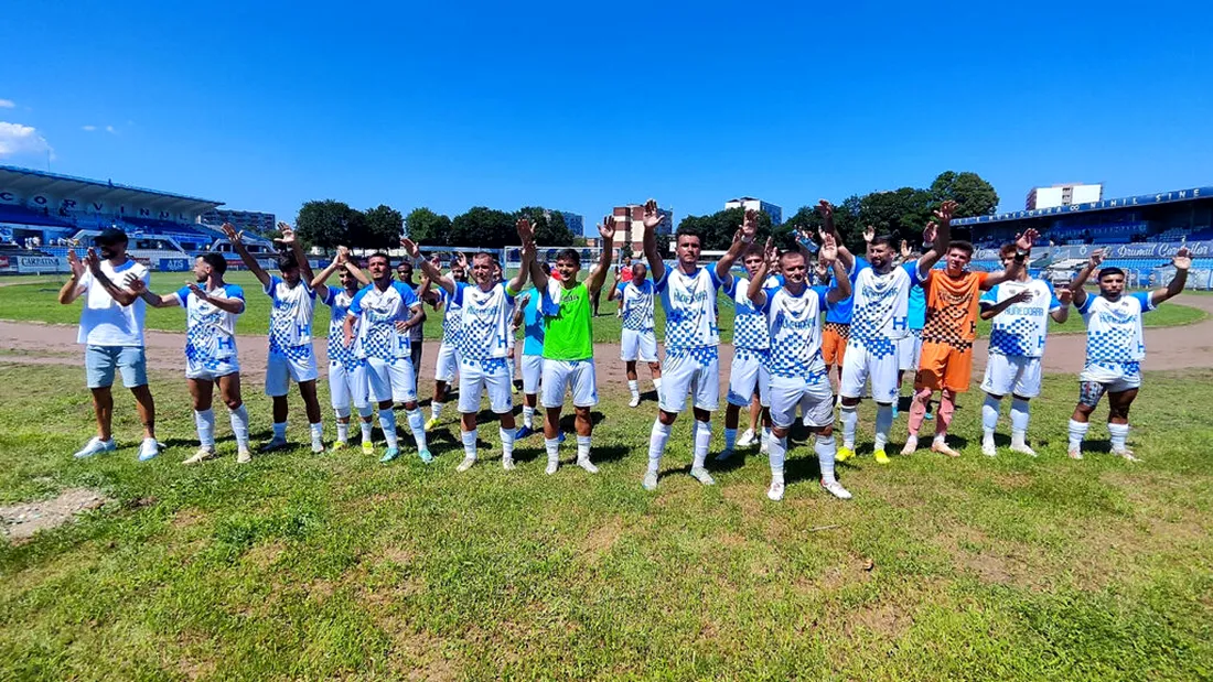 Corvinul ține steagul sus contra Chindiei. Florin Maxim, după un nou succes în fața târgoviștenilor: ”Putea fi și 3-0, dar puteam să și pierdem”
