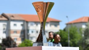 Patru cluburi din Liga 2 au anunțat public că au primit certificarea de la FRF! Din cele 22 de participante, zece echipe îndeplinesc în acest moment condițiile minime pentru sezonul 2024-2025