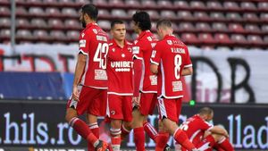 Un fost antrenor din Liga 1 vrea să salveze Dinamo. „Am eu trei oameni de afaceri care ar prelua clubul!