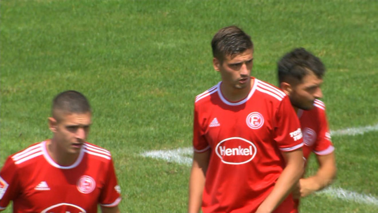 Dragoș Nedelcu, probleme după debutul la Fortuna Dusseldorf. Antrenorul nemților, nemulțumit! „A fost o măsură de precauție!”