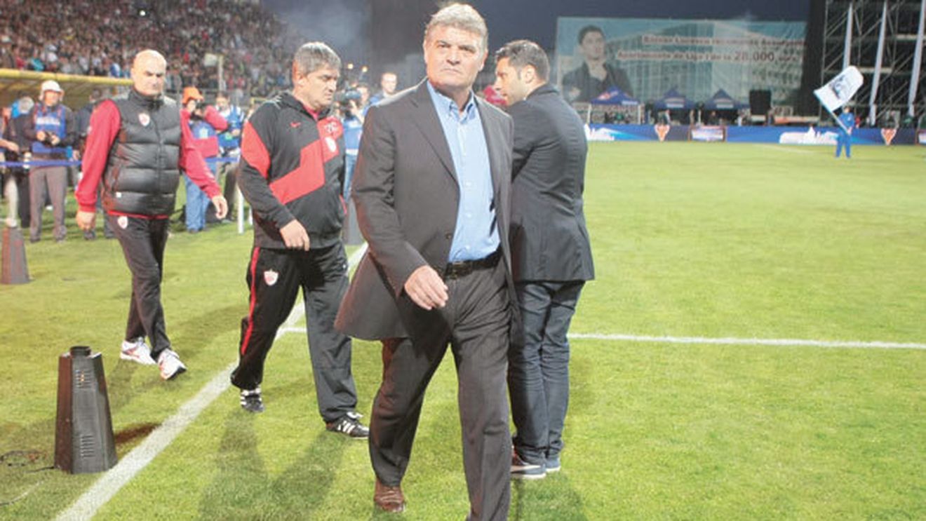 Pleacă și Ando?** Vezi care sunt cei trei favoriți pentru a-i lua locul la Dinamo: