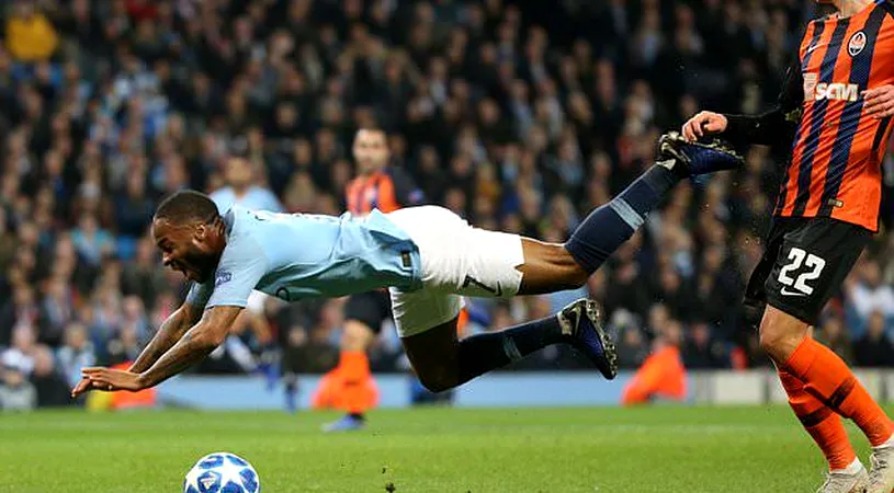 IREAL! Manchester City a beneficiat de cel mai stupid penalty acordat în ultimele decenii. FOTO | Adversarii au rămas 