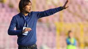 Alexa, umăr la umăr cu Grigoraș: "El poate da un refresh la Pandurii, dar vom face un meci bun"