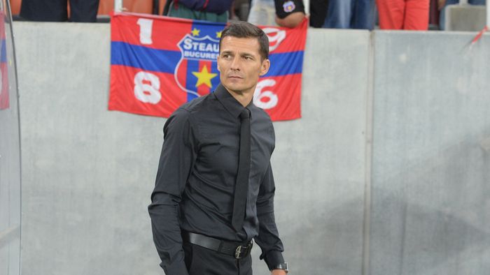 Faza care nu s-a văzut la TV. Ce a pățit Gâlcă după meciul de la  Craiova: "Nu vă costa nimic..."
