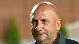 Vasile Miriuță, gata de debutul oficial la Poli Iași! Duel cu Universitatea Craiova, echipa lui Mirel Rădoi: Este de câteva zile acolo, la fel ca și mine”