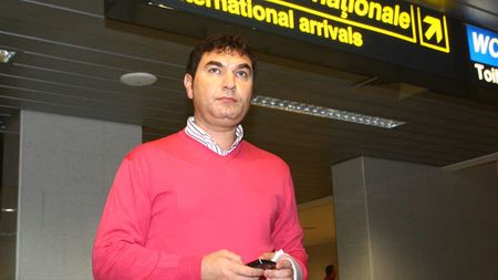 Stă Borcea la Miami de frica procurorilor?** Vezi o variantă apărută azi în presa online! Oficialul dinamovist infirmă pentru ProSport: "Nu e adevărat"!