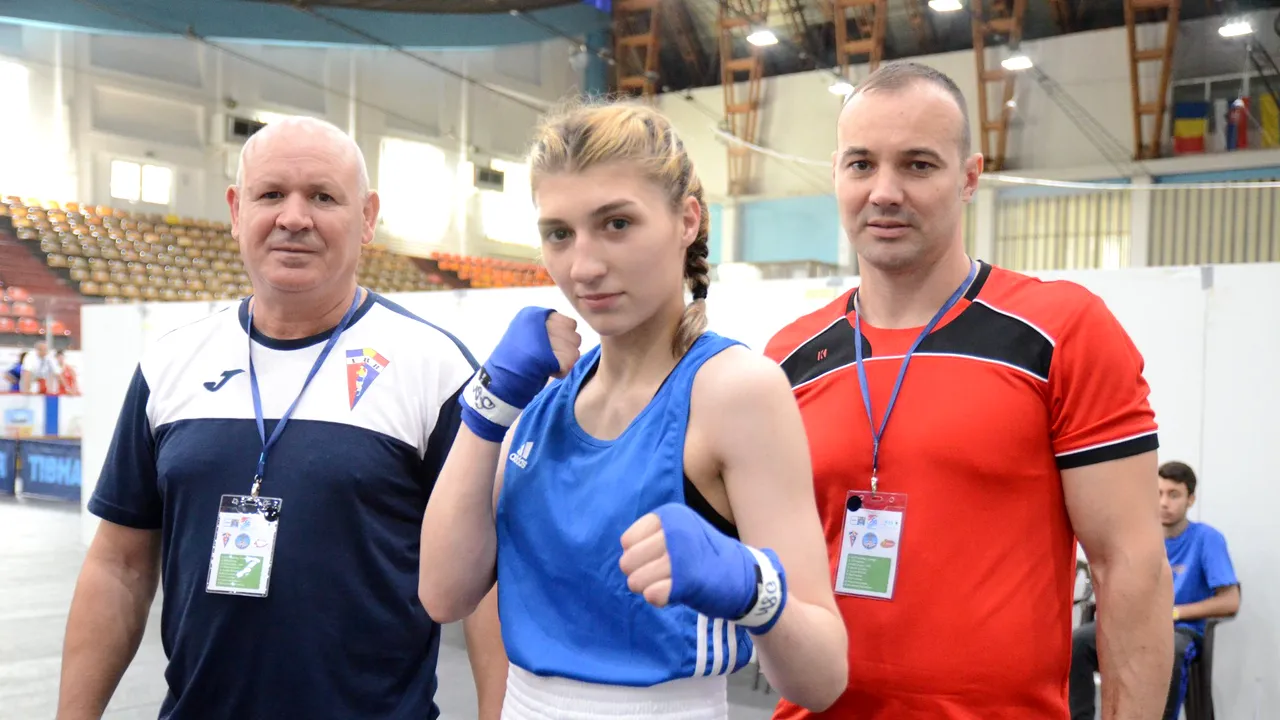 Și fetele dau cu pumnul! Europene de box pentru juniori, prima zi a sferturilor de finală - trei medalii pentru România