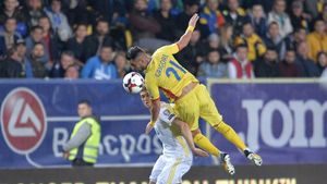 EXCLUSIV | Fostul căpitan al naționalei e gata să revină după șapte luni de calvar: "A reluat antrenamentele și intră!" + Cel mai prețios sfat: "Băi, când a bătut gongul peste 30 de ani, începeți să vă gândiți la viitor, nu la 35, când banii nu mai vin și gloria s-a topit"

