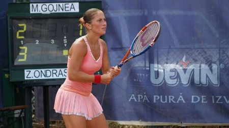 Mădălina Gojnea a învins-o pe Liana Ungur** și s-a calificat în turul doi la BCR Ladies Open România
