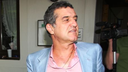 Becali: "Nu asta e Steaua, n-am dat drumul la motoare"