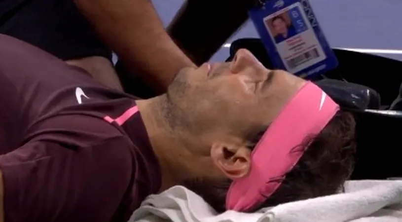 Momente de panică și la US Open: Rafa Nadal, plin de sânge! Spaniolul și-a spart nasul într-un mod stupid în timpul meciului cu italianul Fognini! VIDEO