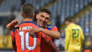 Fostul atacant al lui FCSB s-a întâlnit cu Claudiu Keșeru și anunță: „Are gloanțe destule!”. De ce nu a mai strălucit fotbalistul