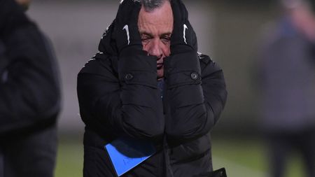 Adevărul despre banii pe care Dinamo s-a obligat să îi dea lui Mircea Rednic. Clauza din contract cu care șefii îl „spulberă" pe antrenor | EXCLUSIV