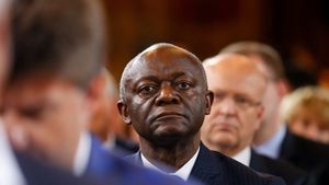 Tatăl lui Kompany, amenințat cu moartea: "Aceasta este ultima zi din viața ta!" Ce scrisoare a putut să primească