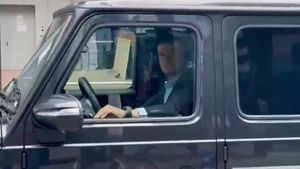 Cristi Chivu a ajuns la sediul lui Inter pentru a semna. Dă lovitura vieții: primele imagini