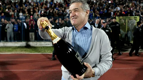 Fotbalistul FCSB l-a scos din minți pe Gigi Becali, după ce i-a stropit costumul scump cu şampanie! „S-a supărat pe el”